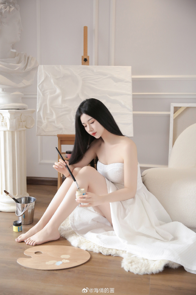 消失的她 海报